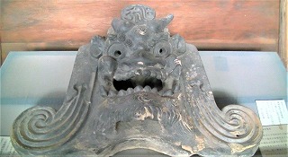 瓦の展示1
